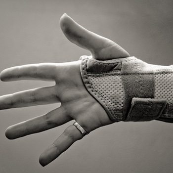 Acute pain is short-lasting and identifiable