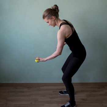 Dribbling tennis ball