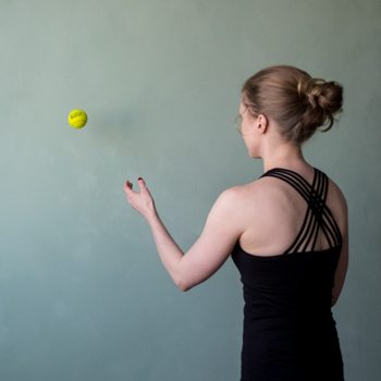 wall bounce tennis ball