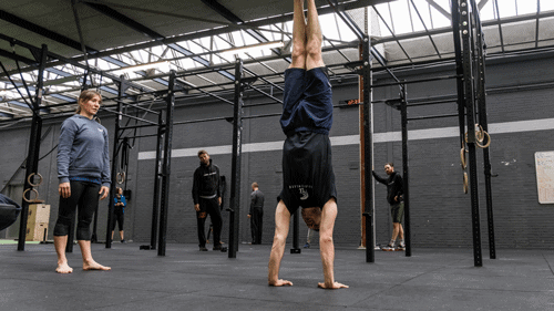 Seminars & Events 4 Athletes practicing a handstand technique