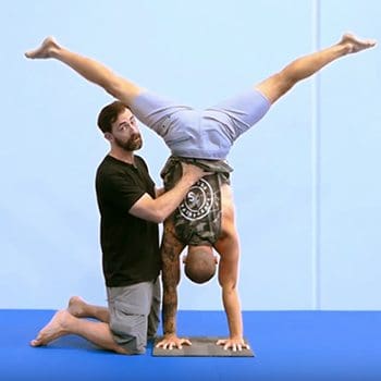 How to Do a One Arm Handstand: An Advanced Hand Balancing Skill 4 hand balancing placement