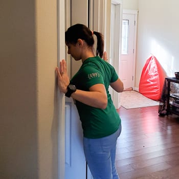 doorway stretch for shoulders