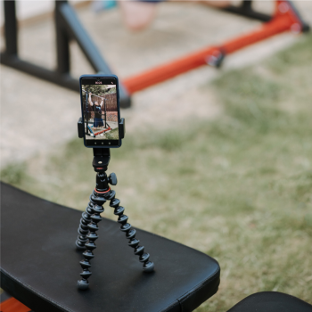 The Power of Reflection: Make Faster Progress by Learning More from Every Workout 3 Phone recording a workout session